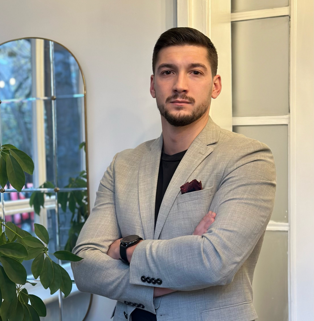 Борис Колев - New Estates