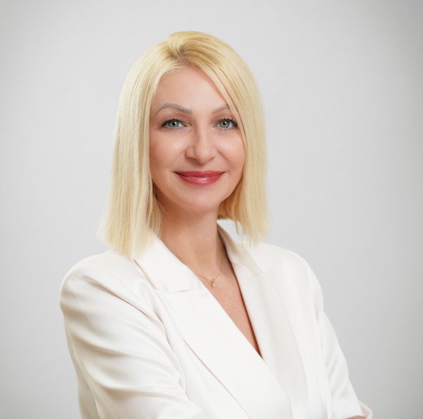 Красимира Николова