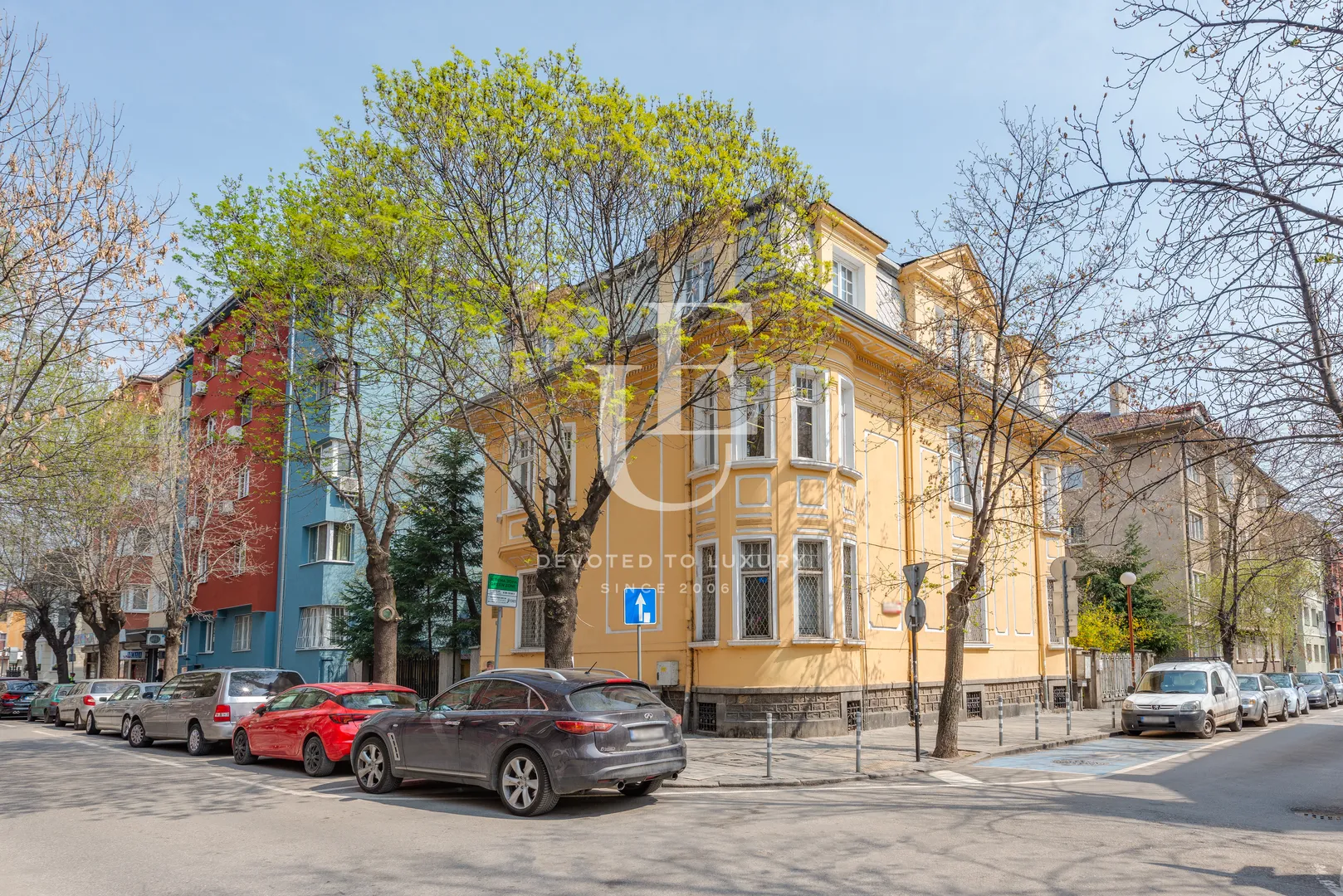 Main photo