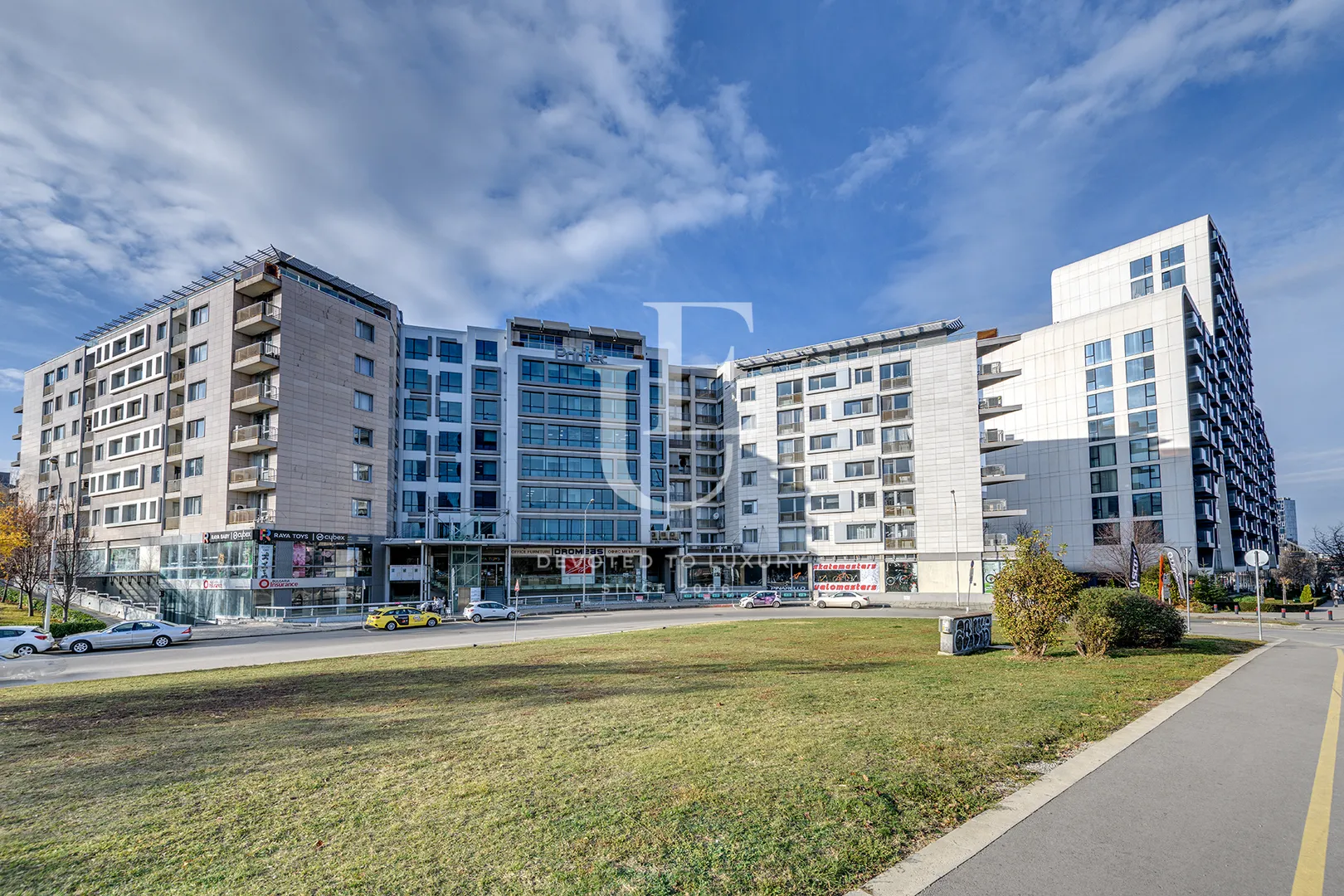 Main photo