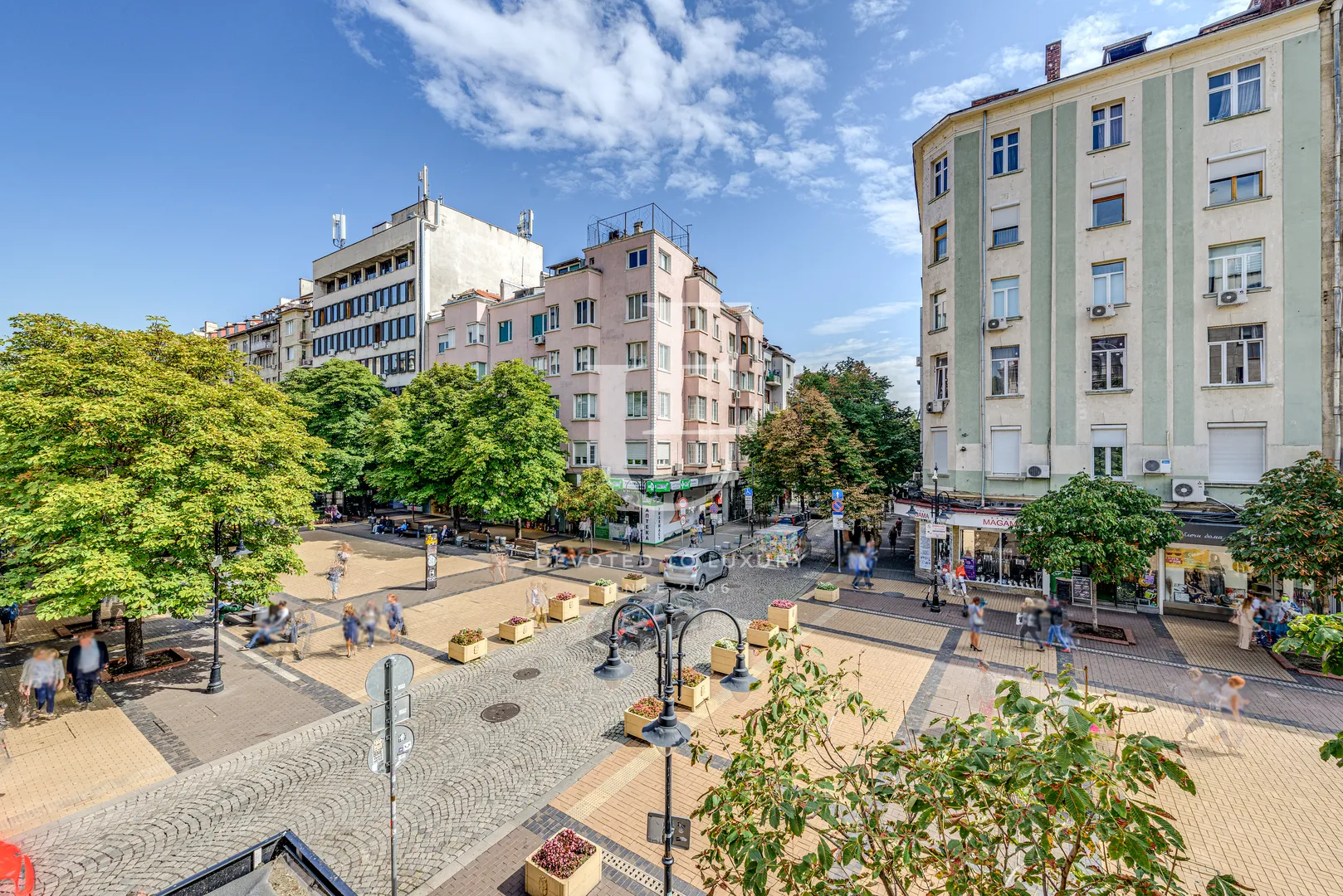 Main photo