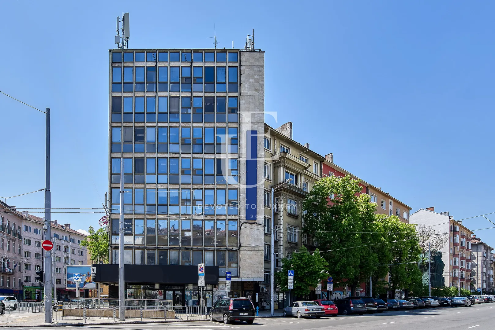 Main photo