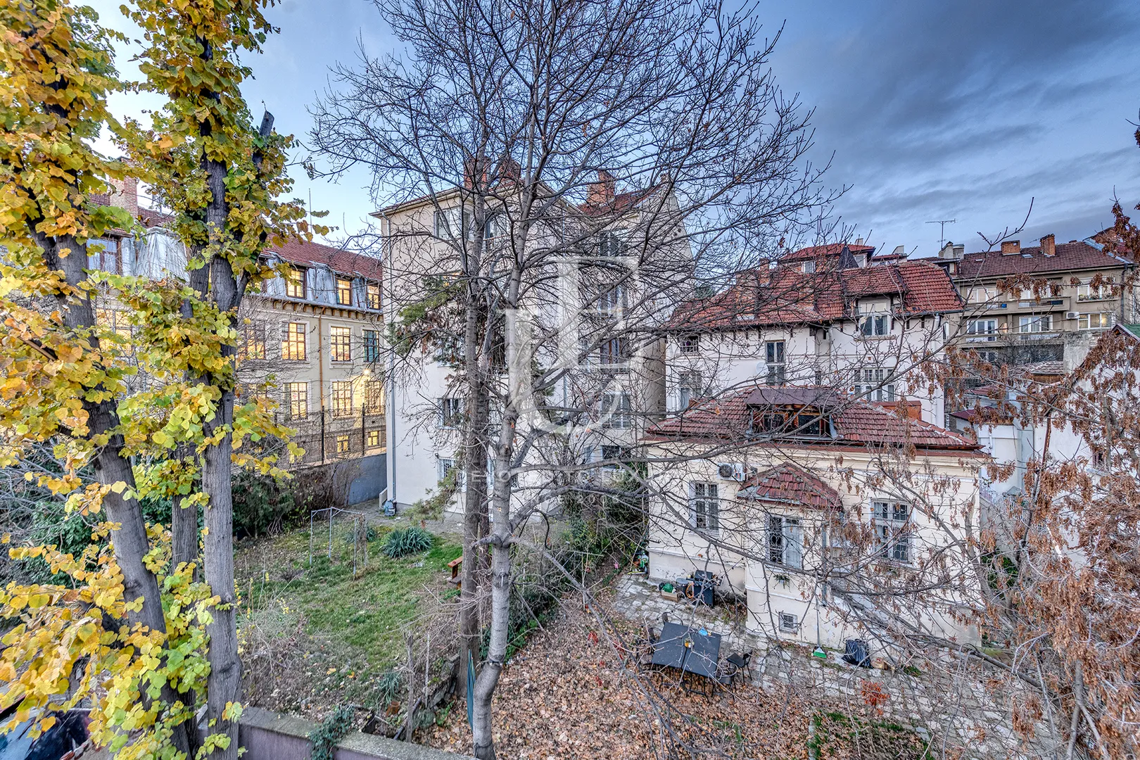 Main photo