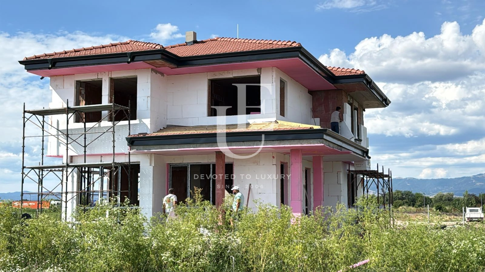 Main photo