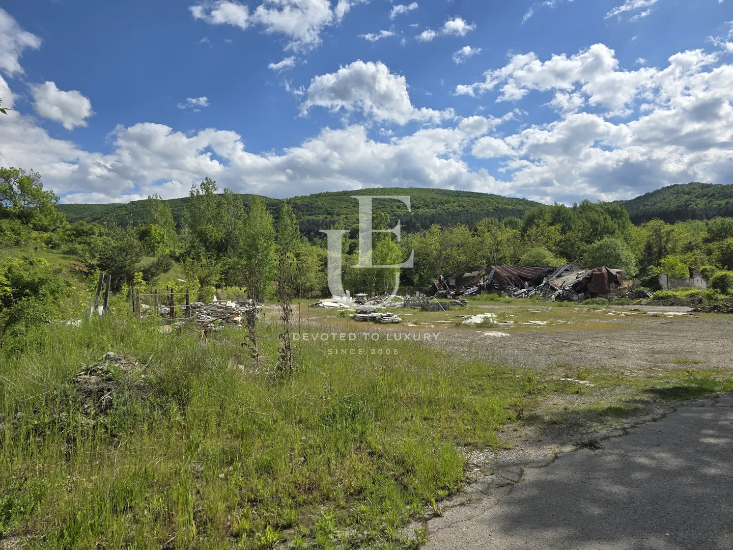 Main photo