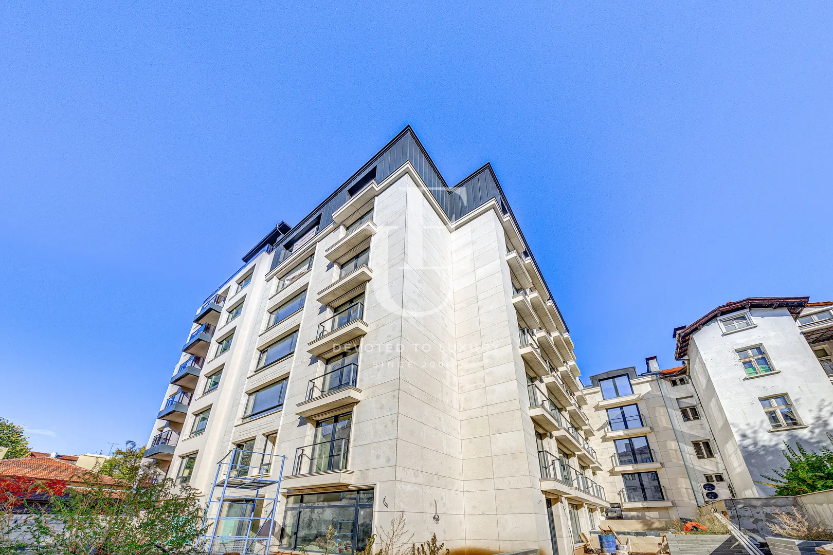 Main photo