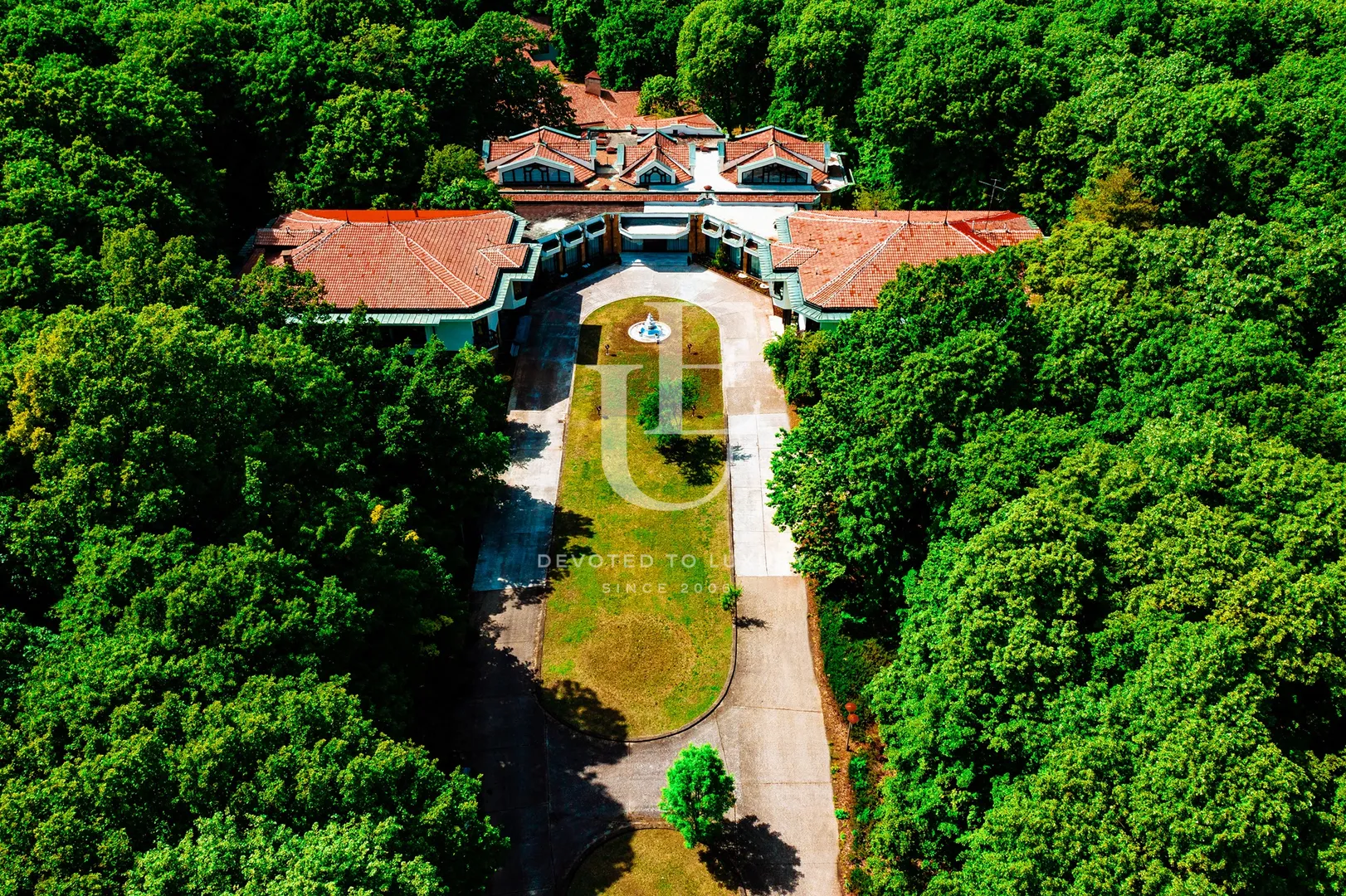Main photo
